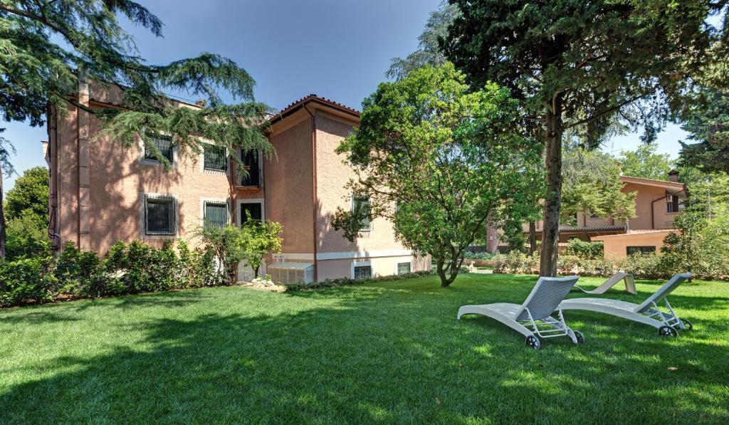 Appia Antica Apartahotel